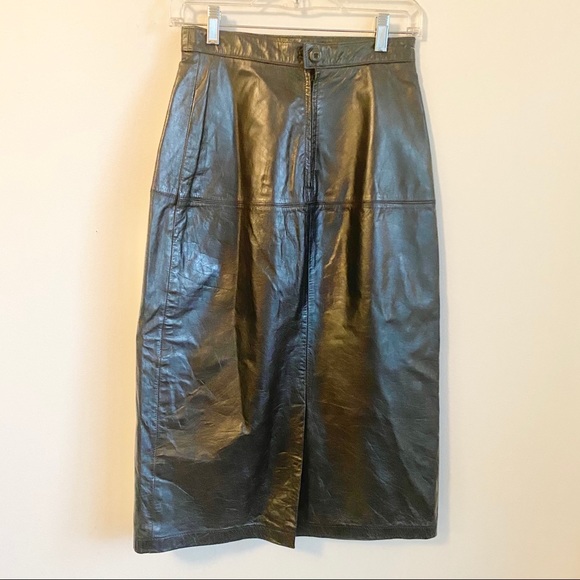 SOLD ( 75$) Leather long skirt - Picture 7 of 9